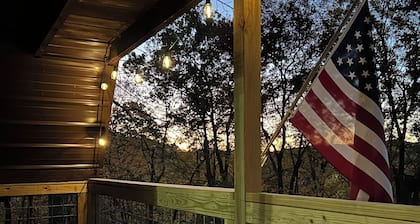 Cherokee Cabin Renovated - Cliff & Lake Views - Cave Run Lake & Red River Gorge