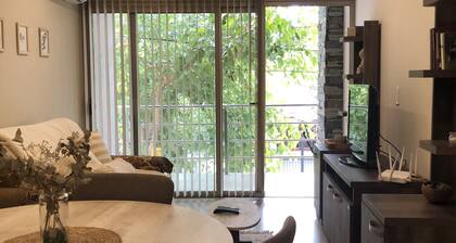 Apartamento Moderno en Condominio, con Cochera. Ideal Para Parejas