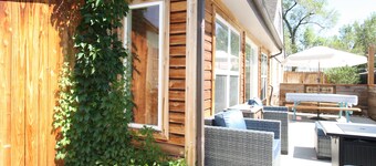 The Traveler's House-Central to All, Hilltop, Hot Tub, Gameroom, Firepit, Skiing