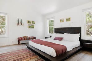 3 chambres, bureau, fer et planche à repasser, Wi-Fi gratuit