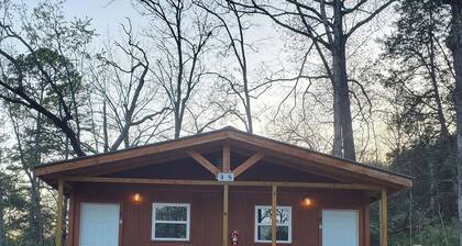 Hogan's Hideout Cottage #9