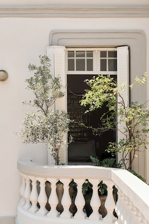 Mặt tiền nơi lưu trú