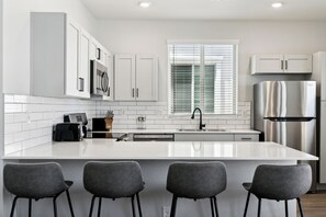 Interior - Dreamlight Modern Home with Pool and BBQ (Casa Grande)