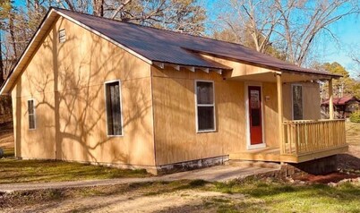 Hogan's Hideout Clyde Manor-Cozy Space to enjoy. 