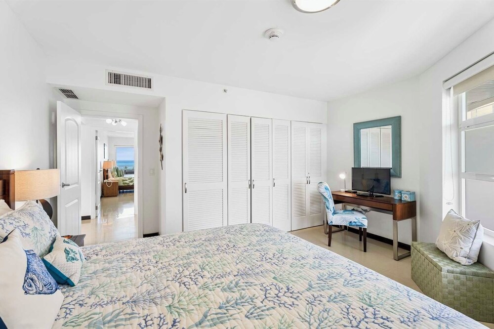 Luxury Suite/Private Balcony/Zibá Condo/Santa Cruz 【 MAR 2026 ... - Penthouse Condos With Private Balconies