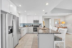 Fridge, microwave, stovetop, dishwasher - Casa Cay by Duncan Real Estate (Anna Maria)