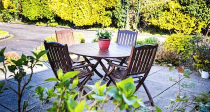 Quiet rural home within 10 minutes of Killarney