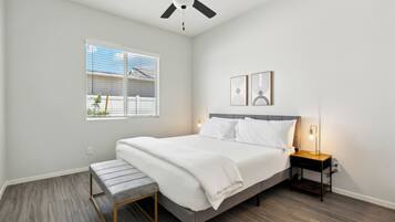 Classic House, Patio | Laptop workspace, iron/ironing board, free WiFi