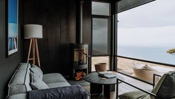 Carina, One Bedroom, Ocean View, Off-Grid WanderPod | 1 bedroom, premium bedding, pillowtop beds, free WiFi