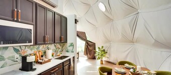 Nature Lovers Geodome - Unique Escapes "Nature Lovers" Geodome Getaway!