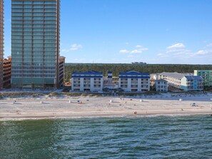On the beach - Beach Front Studio in Orange Beach (Orange Beach)