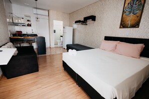 Design Studio Suite, Courtyard View | View from room