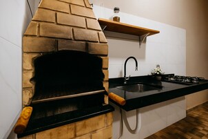 Área de parrillas y picnic