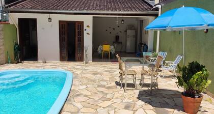 Sobrado de Veraneio na Praia, Aceita Animais de Estimação, Piscina ,área Gourmet