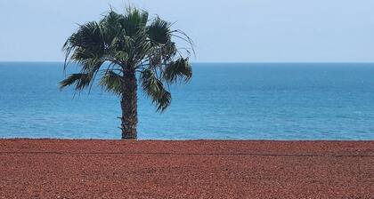 Casa Del Sol Malibu
monthly luxurious condo rental in the heart of Malibu.