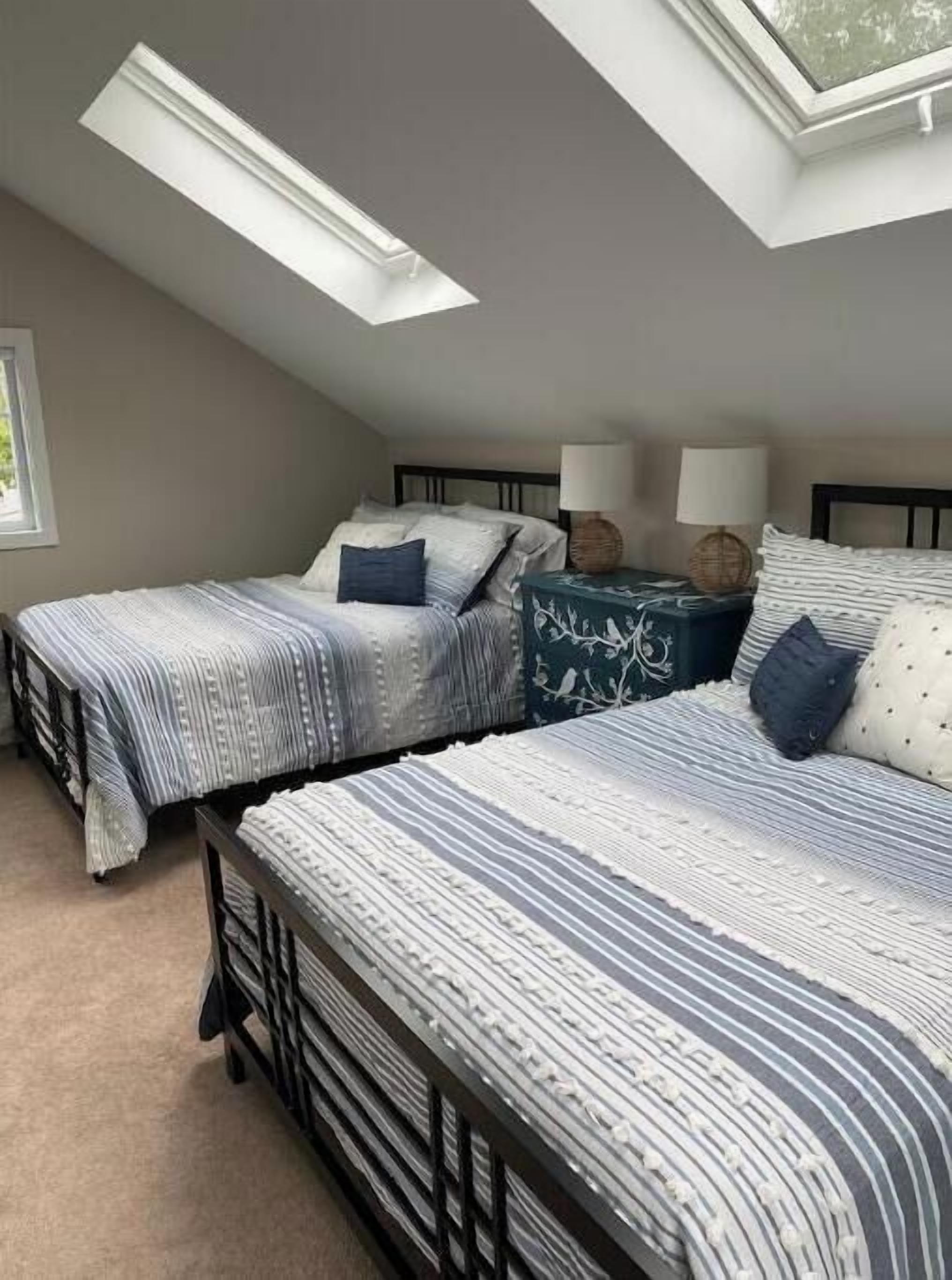 Beautiful 2 bedroom cottage on Pushaw Lake