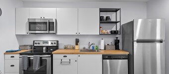 1-BD Flat 10 Minutes from Dt Greenville