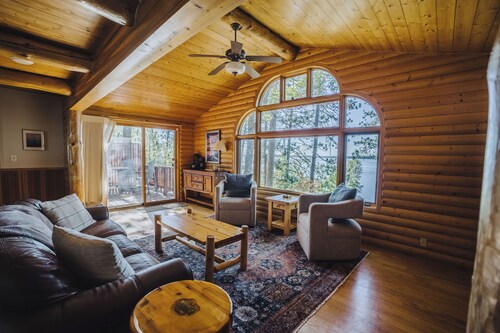 Lakefront Cabin on LCO - The Sunset Escape