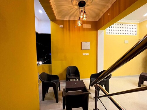 “Sun, Sand, and Comfort: Dream Promenade Sea View”