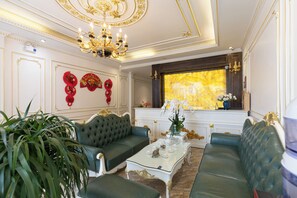Reception - Royal Hotel Thanh Tri (Hanoi)