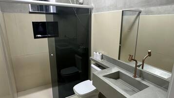 Chalet, Garden Area | Bathroom