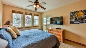 2 bedrooms, iron/ironing board, travel crib, WiFi