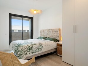 2 bedrooms, Internet, bed sheets