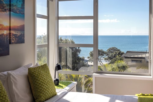 Sea Breeze at The Sands - Onetangi Beach