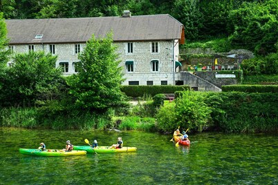 Vallée de la Loue! Bord de Rivière! SPA Sauna Logement Entier Pêche Privée
