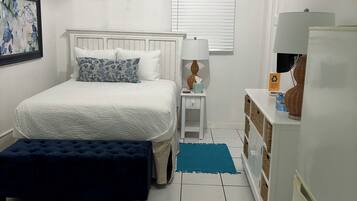 1 sovrum, strykjÀrn/strykbrÀda, wi-fi och sÀngklÀder