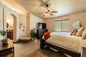 3 slaapkamers, een strijkplank/strijkijzer, gratis wifi, beddengoed