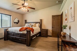 3 bedrooms, iron/ironing board, free WiFi, bed sheets