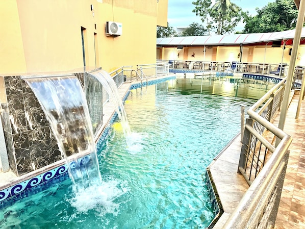 Piscina a l'aire lliure