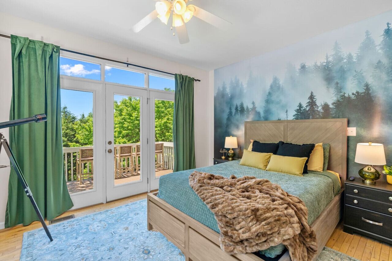 4 camere, una scrivania, ferro/asse da stiro, culla da viaggio