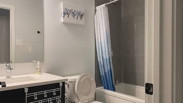 Towels, soap, shampoo, toilet paper