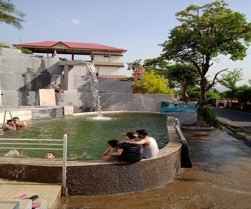 Aqua Hotel