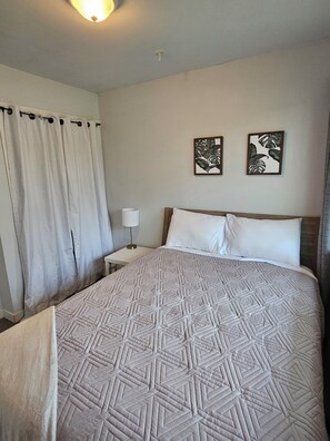 3 chambres, fer et planche à repasser, Wi-Fi, literie fournie