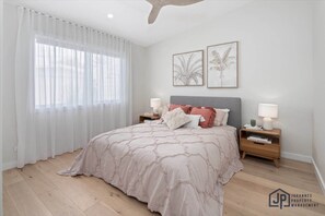 3 bedrooms, desk, iron/ironing board, WiFi