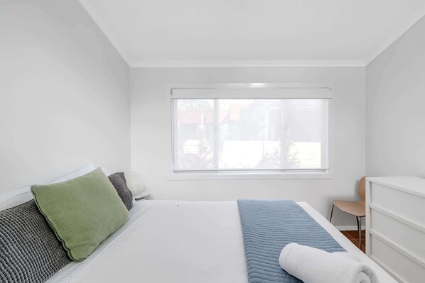 3 chambres, fer et planche à repasser, Wi-Fi, literie fournie