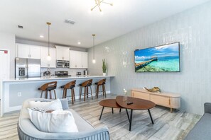 Exterior - 1580 Champions Gate (Davenport)