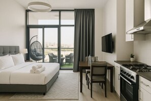 Desk, iron/ironing board, WiFi, bed sheets