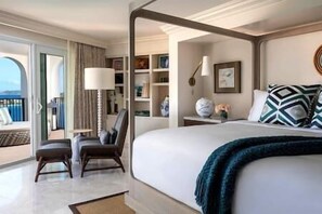 2 bedrooms, iron/ironing board, internet, bed sheets