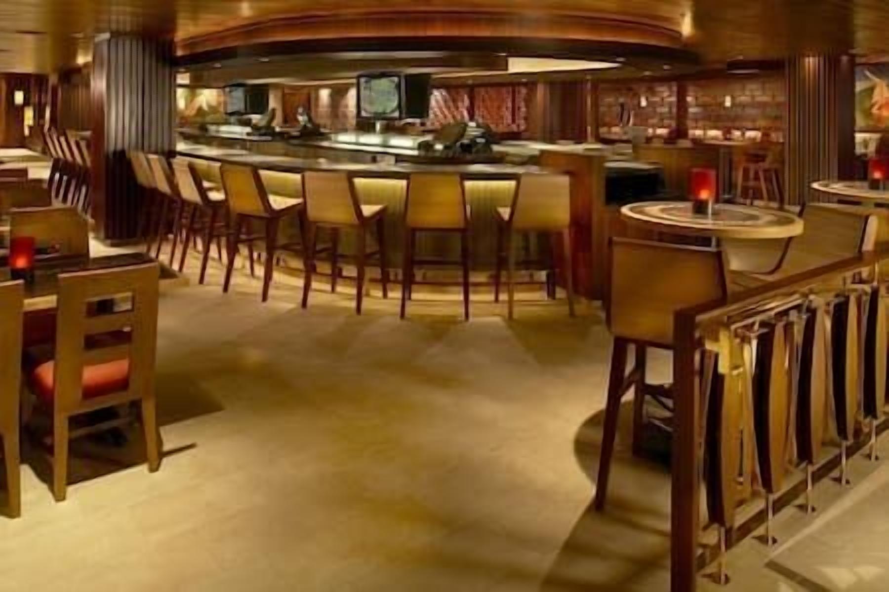 HGVC The Grand Waikikian, Beachfront Resort & Spa