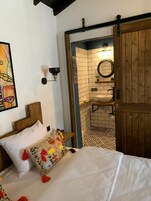 1 habitación, decoración personalizada y wifi gratis 