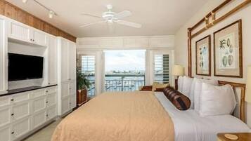 2 slaapkamers, een strijkplank/strijkijzer, internet, beddengoed