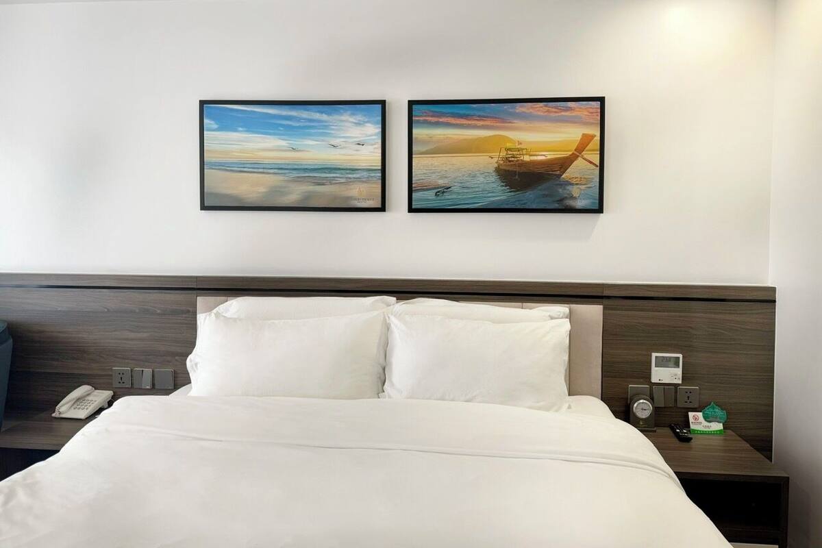 Habitación ejecutiva doble de uso individual, vistas a la ciudad | Cortinas opacas y sistema de insonorización