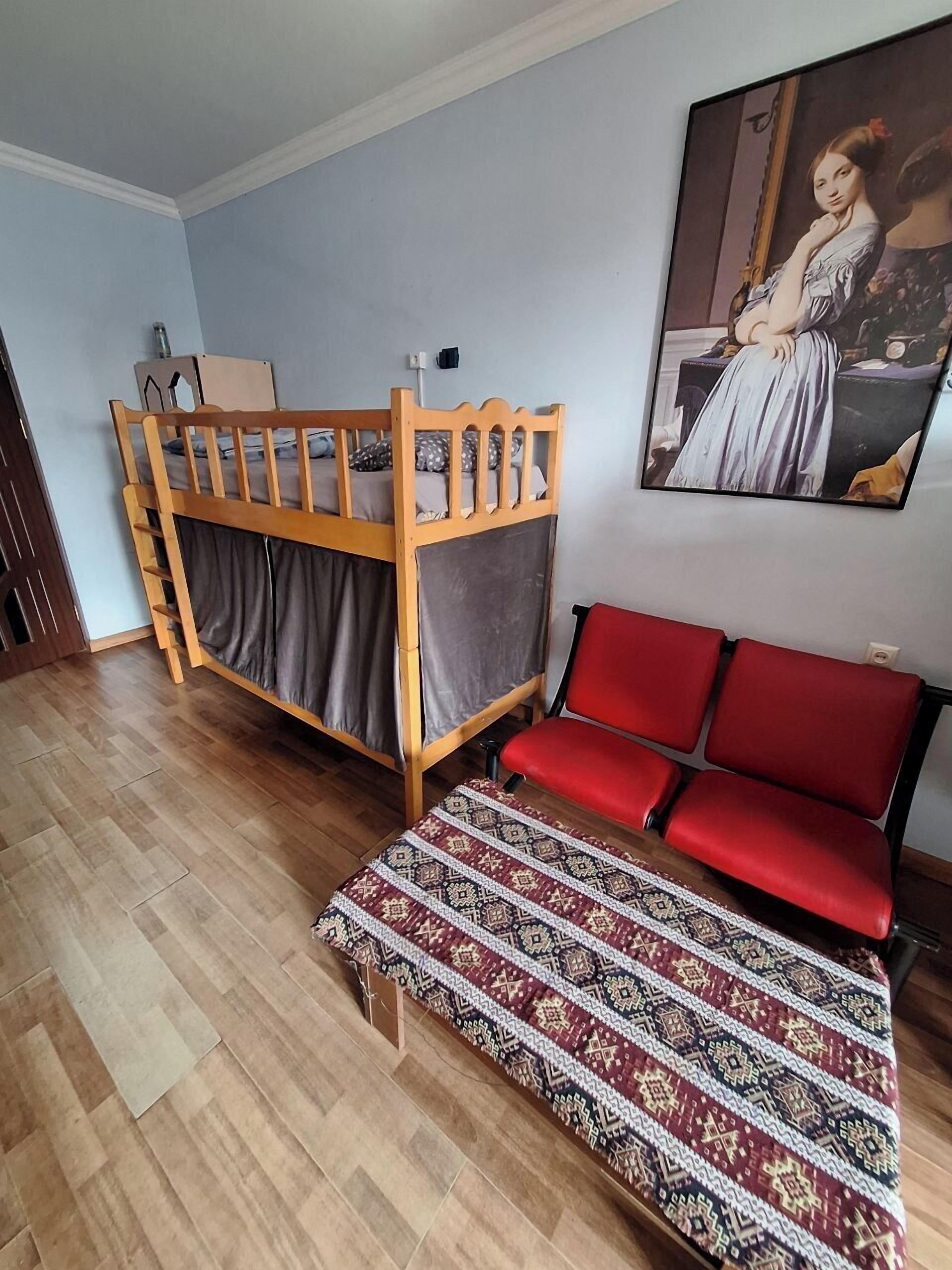 Fer et planche à repasser, Wi-Fi gratuit, draps fournis