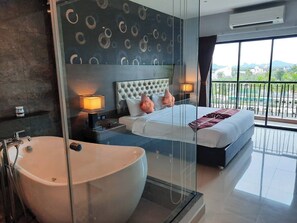 Honeymoon Studio Suite, City View | Free WiFi - Constancy Jomtien Pattaya Hotel (Sattahip)
