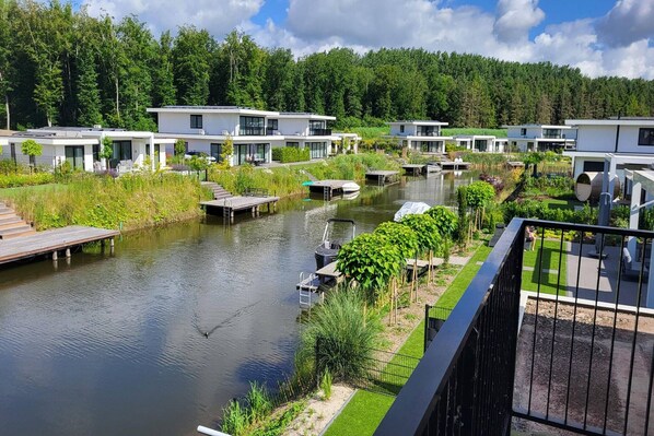 Property grounds - Watervilla in beautiful area near Harderwijk (Zeewolde)