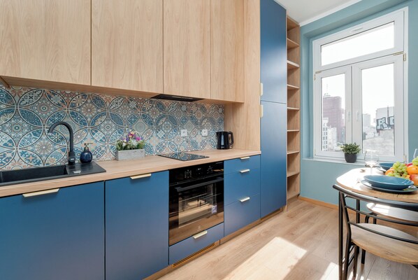 Studio, Kitchen | Private kitchen